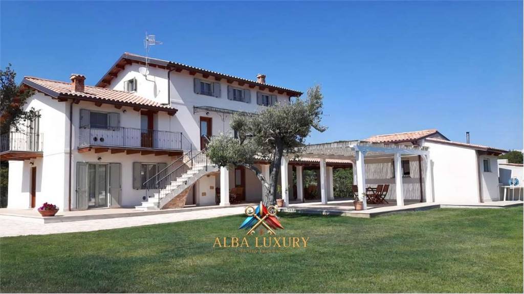 casa indipendente in vendita ad Alghero in zona Centro Storico