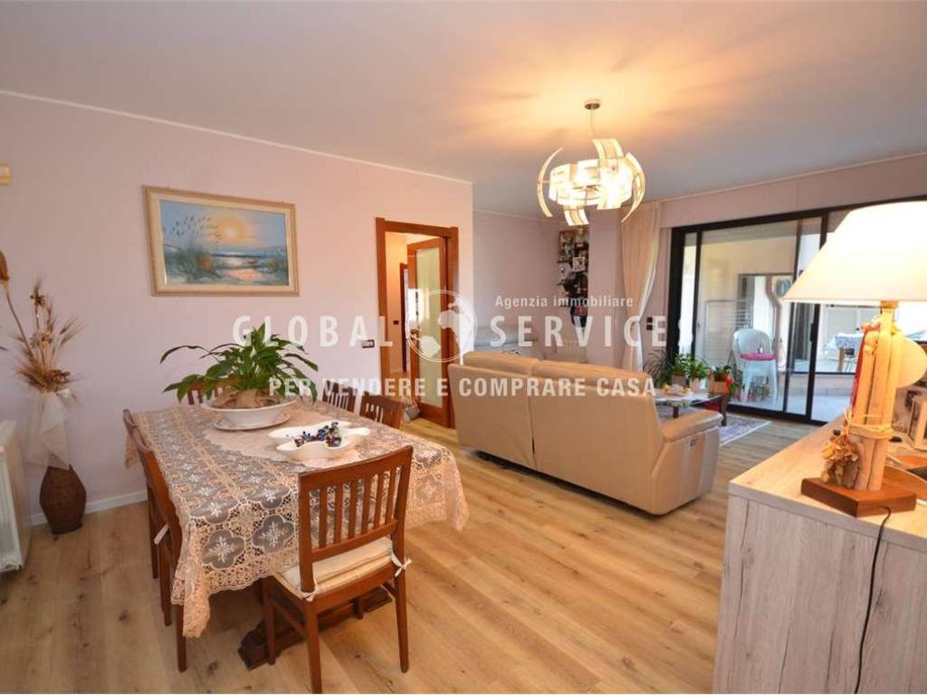 appartamento in vendita ad Alghero in zona Calabona
