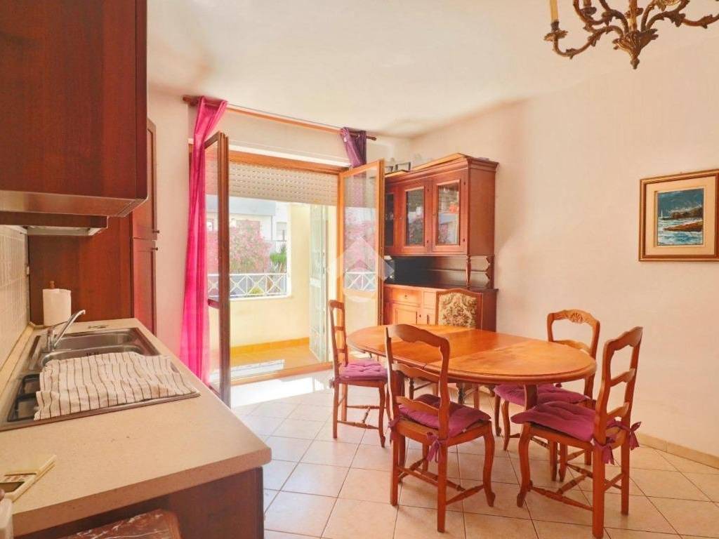 appartamento in vendita ad Alghero in zona Calabona