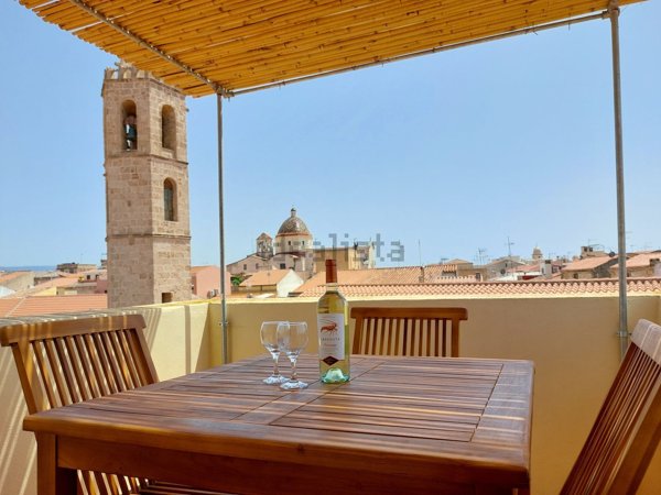 appartamento in vendita ad Alghero in zona Centro Storico