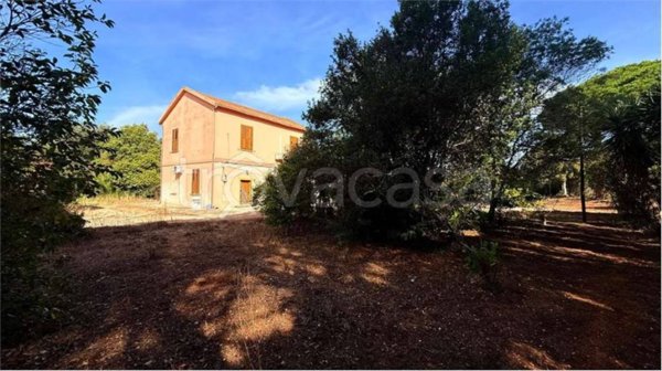 negozio in vendita ad Alghero in zona Santa Maria La Palma