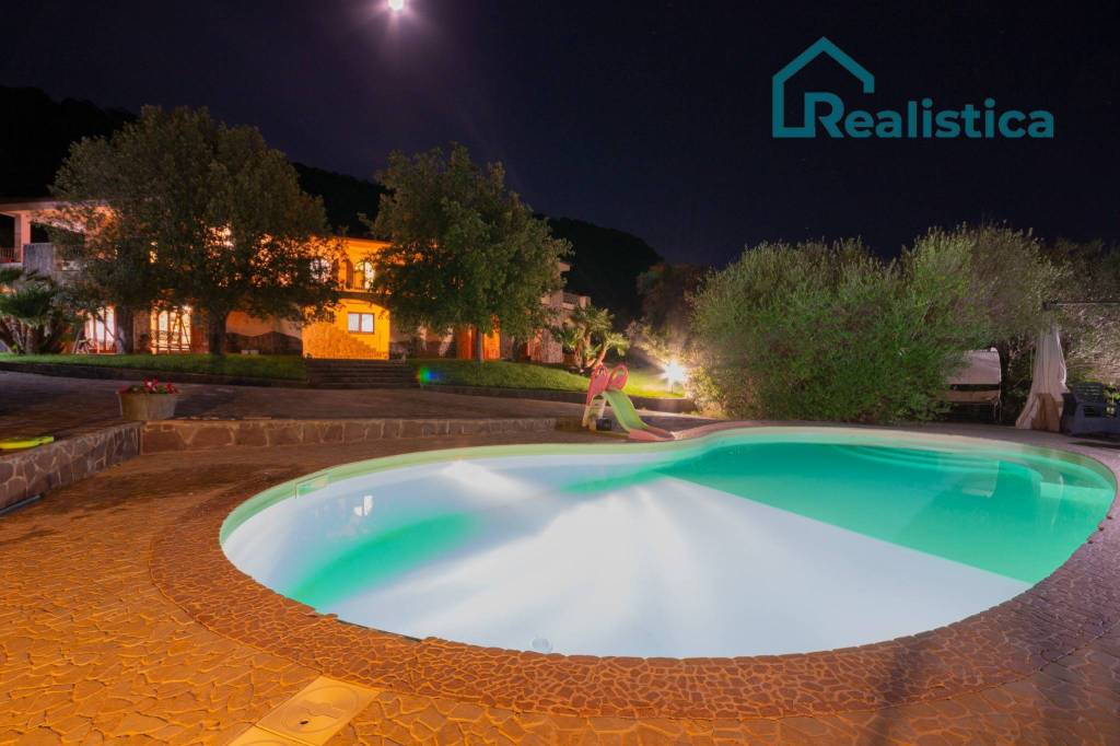 casa indipendente in vendita ad Alghero