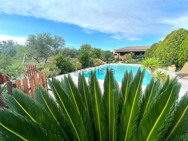 casa indipendente in vendita ad Alghero