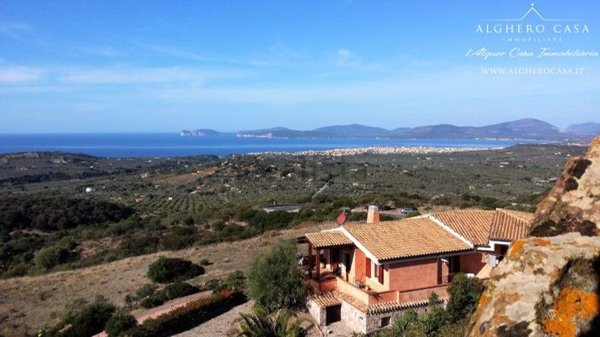 casa indipendente in vendita ad Alghero in zona Scaletta