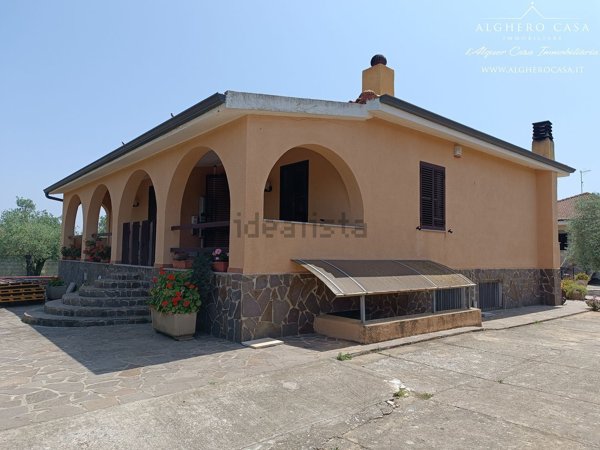 casa indipendente in vendita ad Alghero in zona Fertilia