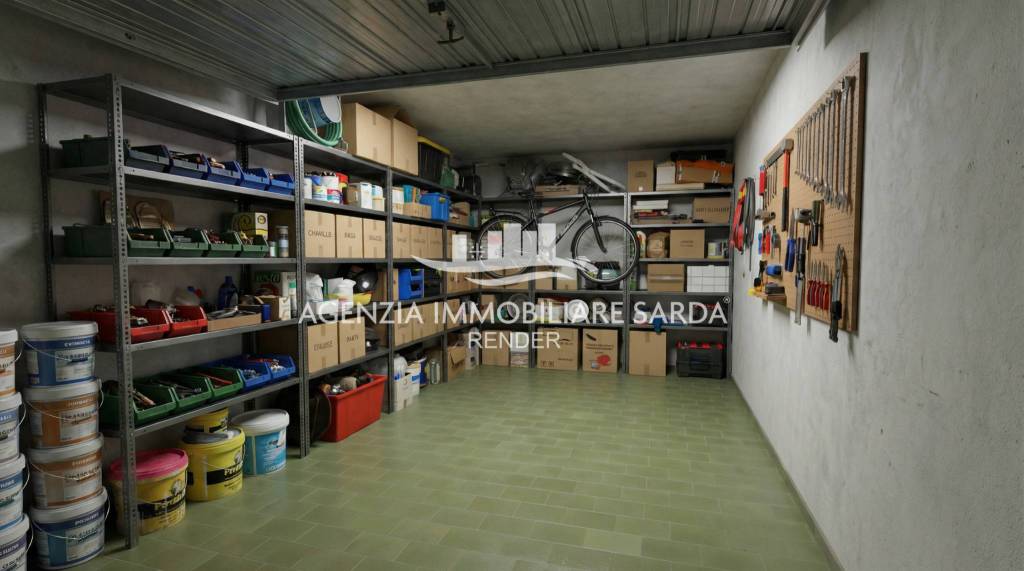 locale di sgombero in vendita ad Alghero