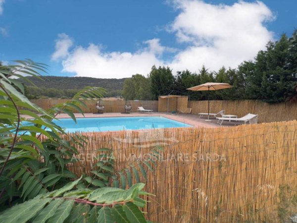 casa indipendente in vendita ad Alghero