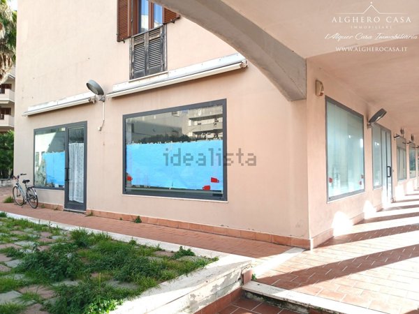 locale commerciale in vendita ad Alghero