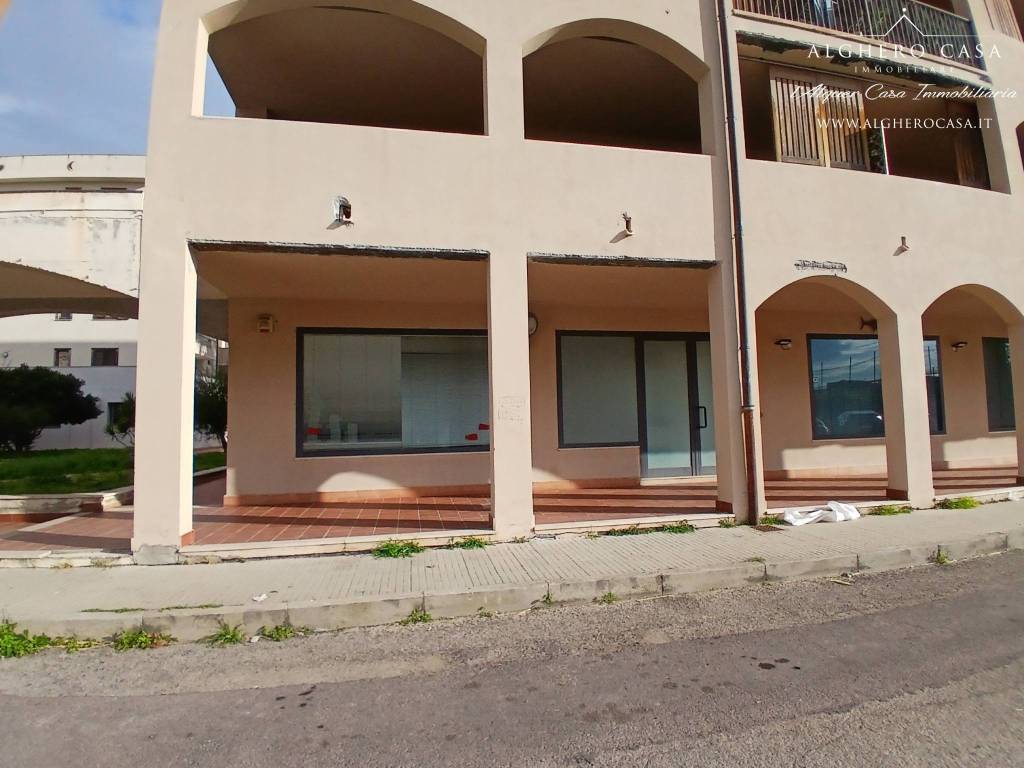 locale commerciale in vendita ad Alghero