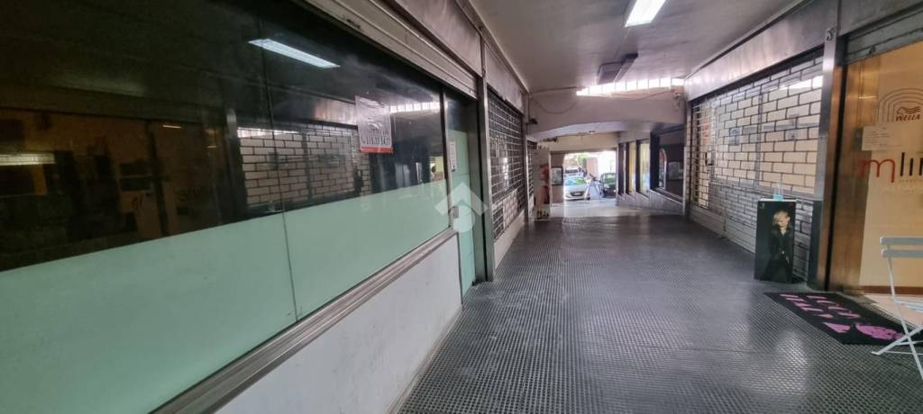 negozio in vendita ad Alghero in zona Centro Storico