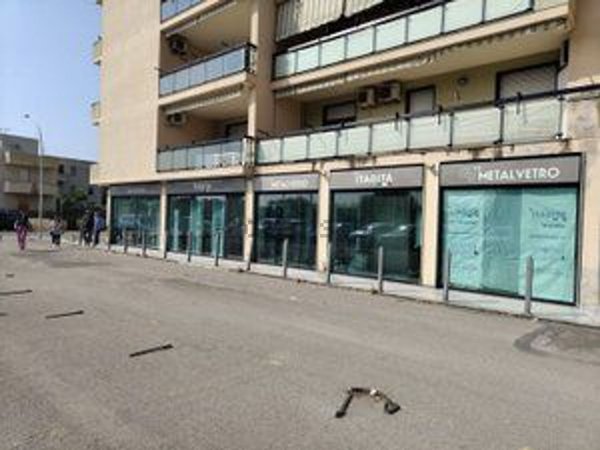 locale commerciale in vendita ad Alghero