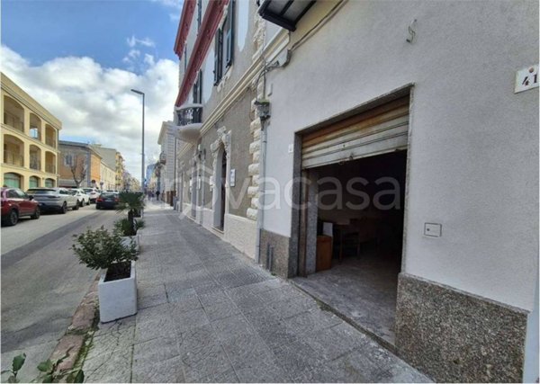 negozio in vendita ad Alghero