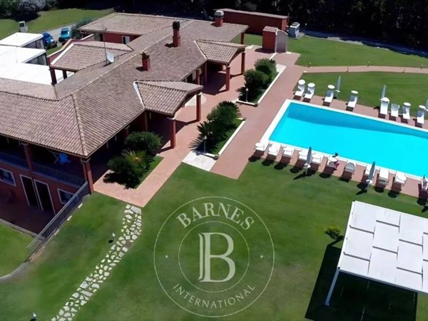 villa in vendita ad Alghero in zona Pivarada