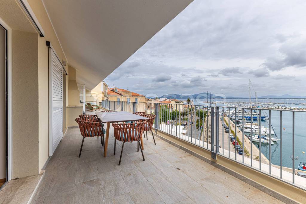 appartamento in vendita ad Alghero in zona Centro Storico