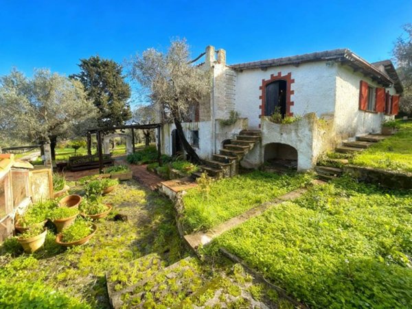 casa indipendente in vendita ad Alghero in zona Calabona