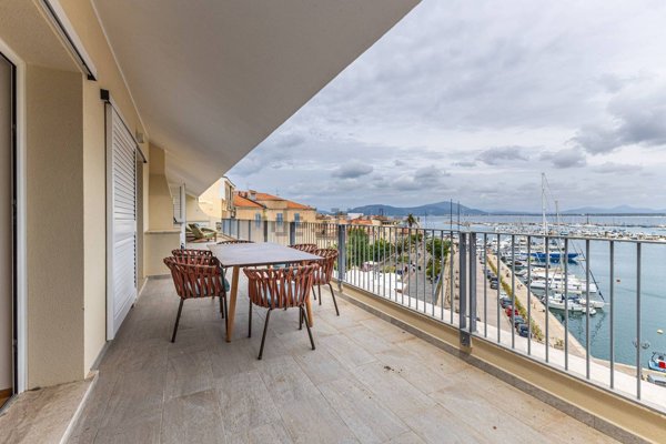 appartamento in vendita ad Alghero in zona Centro Storico