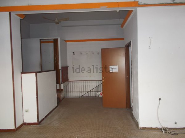locale commerciale in vendita ad Alghero