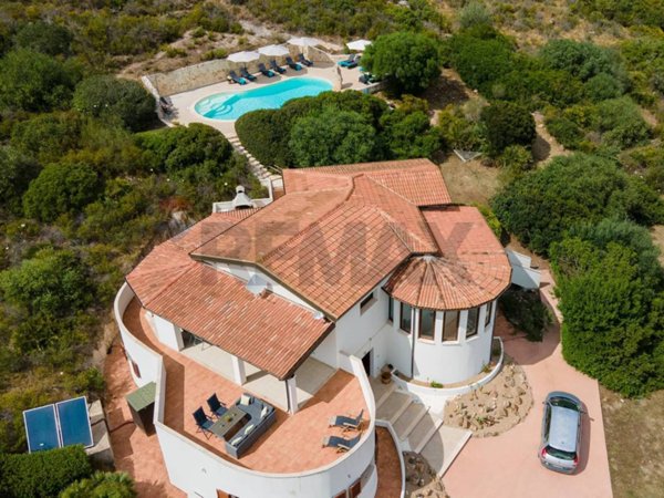 casa indipendente in vendita ad Alghero in zona Fertilia