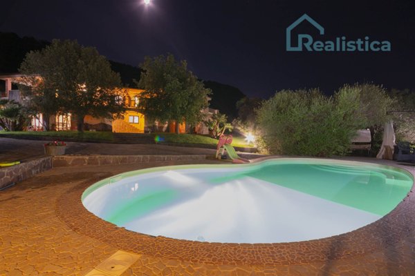 casa indipendente in vendita ad Alghero