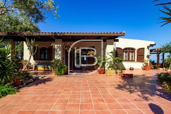casa indipendente in vendita ad Alghero