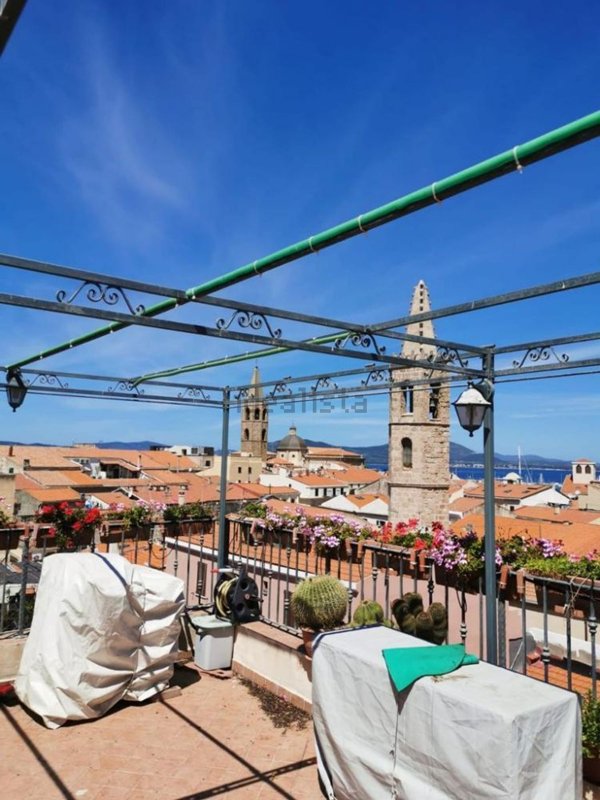 appartamento in vendita ad Alghero in zona Centro Storico