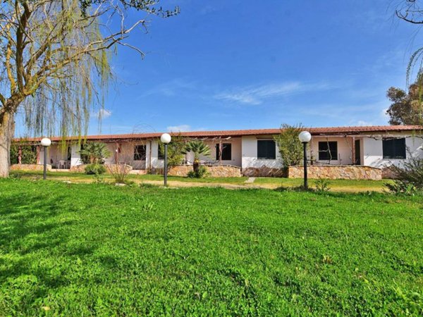 casa indipendente in vendita ad Alghero in zona Fertilia