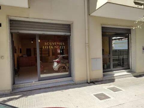 negozio in vendita ad Alghero in zona Pivarada