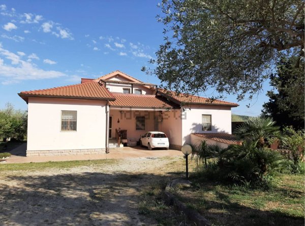 casa indipendente in vendita ad Alghero