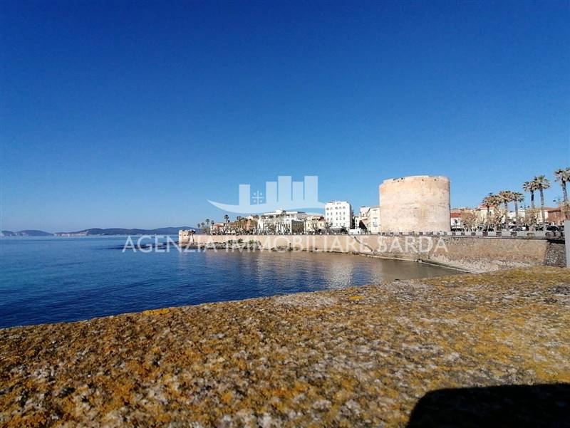 negozio in vendita ad Alghero