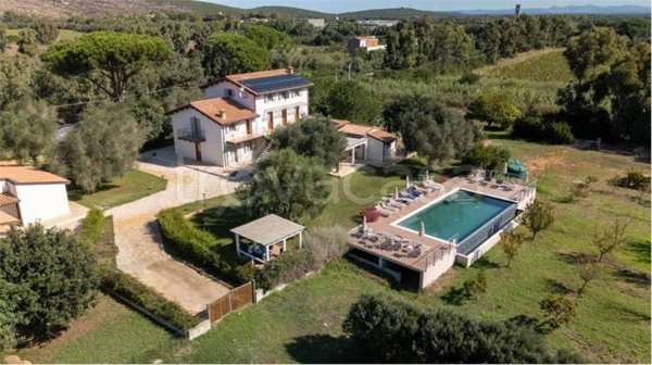 casa indipendente in vendita ad Alghero in zona Fertilia