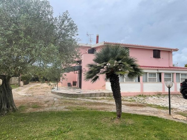 casa indipendente in vendita ad Alghero