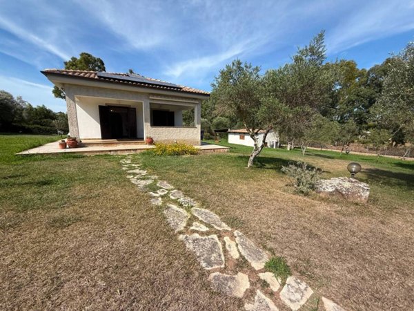 casa indipendente in vendita ad Alghero in zona Maria Pia