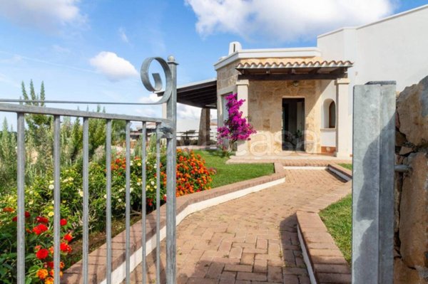 casa indipendente in vendita ad Alghero