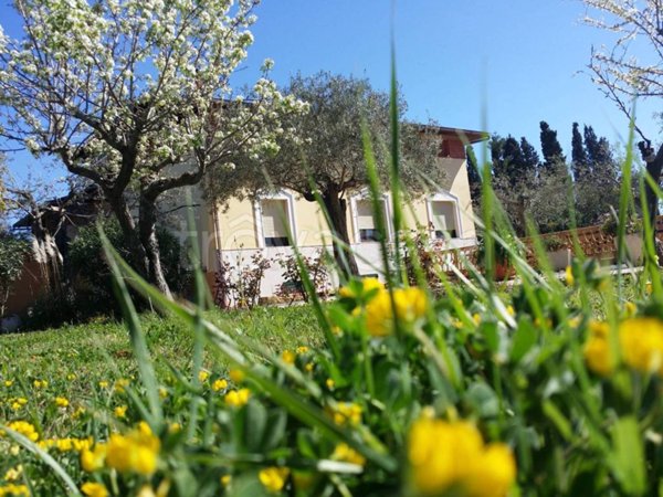 casa indipendente in vendita ad Alghero in zona Centro Storico