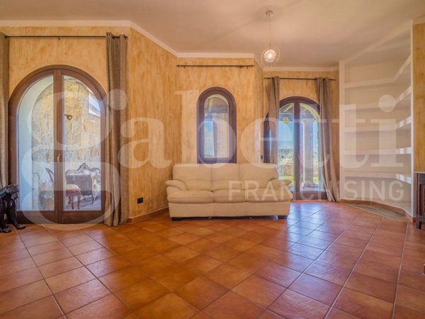 casa indipendente in vendita ad Alghero in zona Pivarada