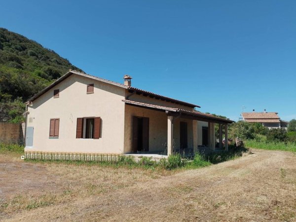 casa indipendente in vendita ad Alghero in zona Pivarada