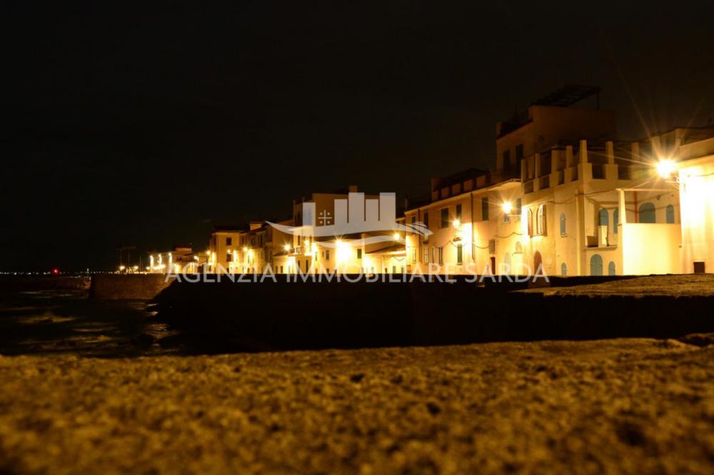 negozio in vendita ad Alghero in zona Centro Storico