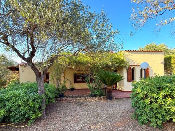 casa indipendente in vendita ad Alghero