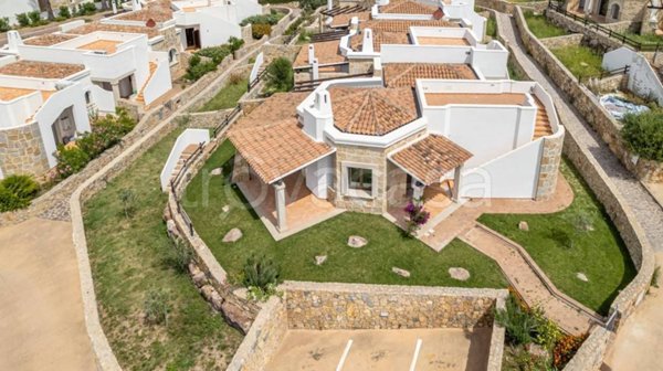 casa indipendente in vendita ad Alghero in zona Carrabuffas