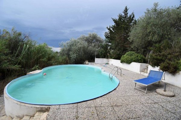 casa indipendente in vendita ad Alghero in zona Fertilia