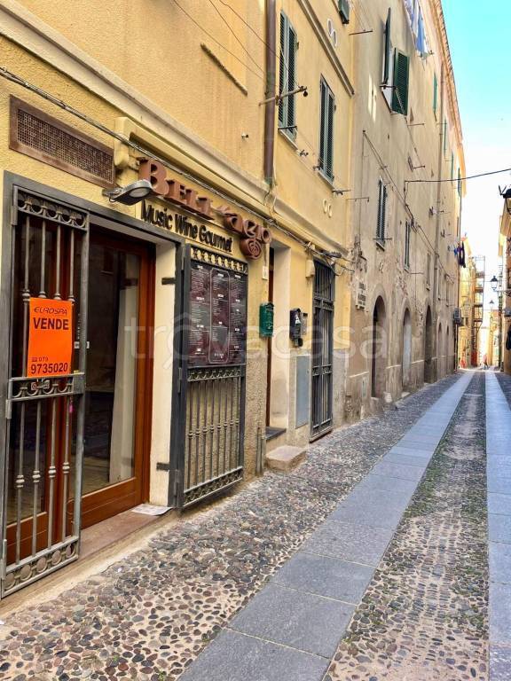 negozio in vendita ad Alghero in zona Centro Storico