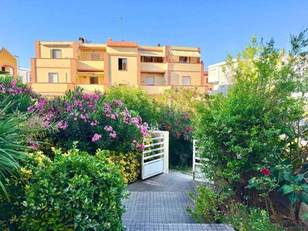 appartamento in vendita ad Alghero in zona Calabona