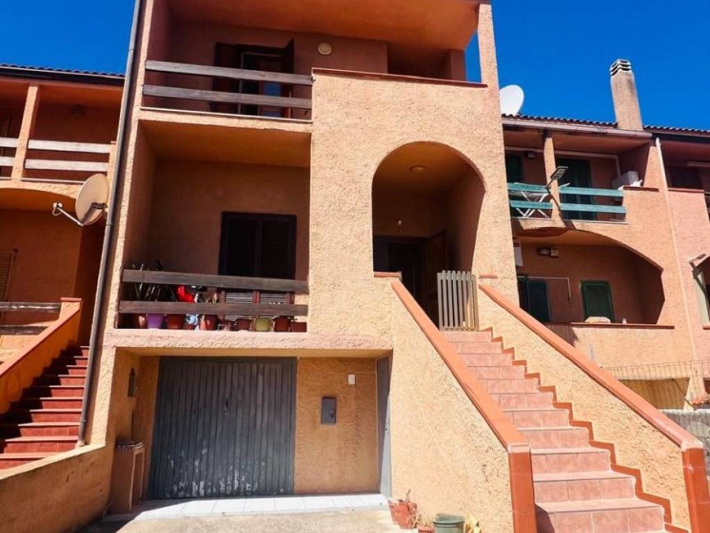 casa indipendente in vendita ad Alghero in zona Maristella