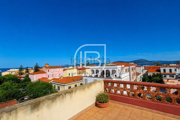 appartamento in vendita ad Alghero