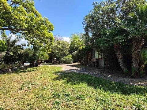 casa indipendente in vendita ad Alghero in zona Carrabuffas