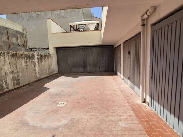 negozio in vendita ad Alghero in zona Lido