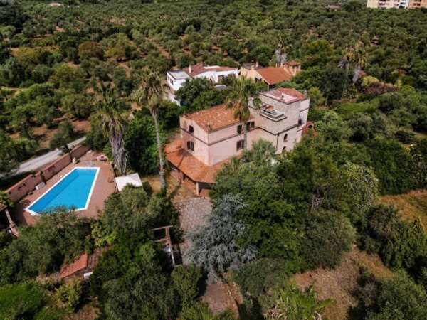 casa indipendente in vendita ad Alghero in zona Sant'Anna