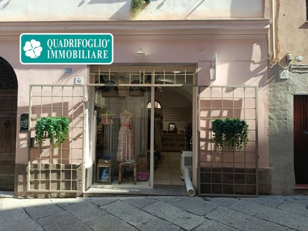 negozio in vendita ad Alghero in zona Centro Storico
