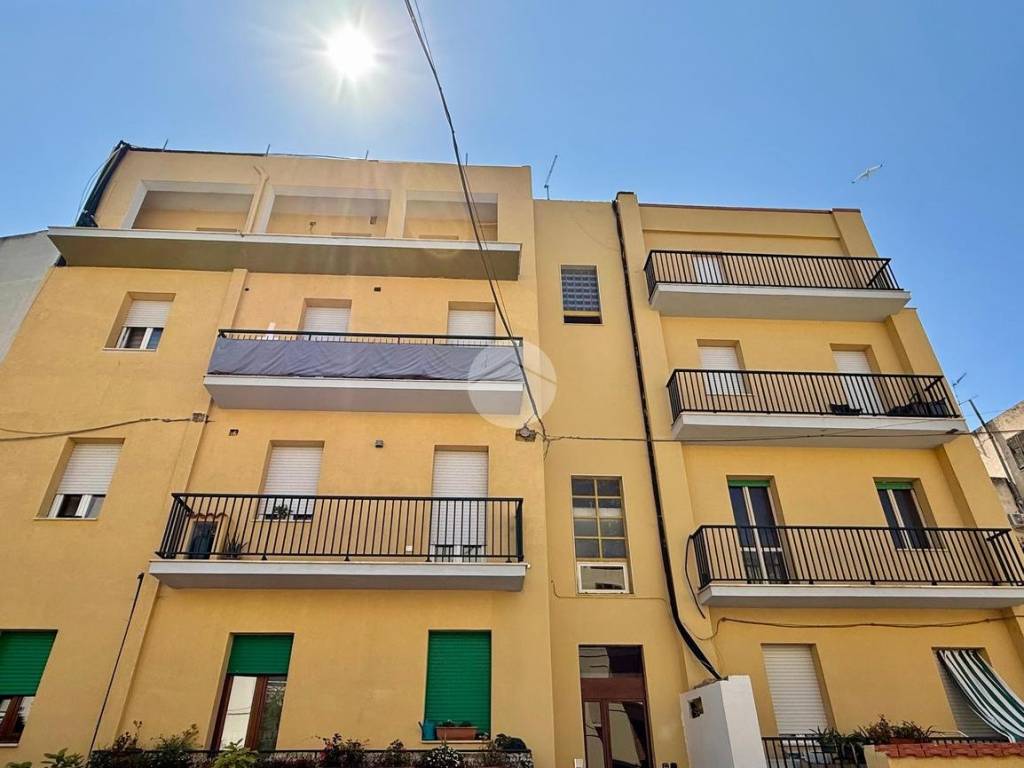 appartamento in vendita ad Alghero in zona Carrabuffas