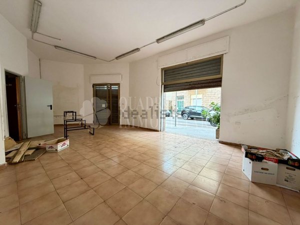 locale commerciale in vendita ad Alghero